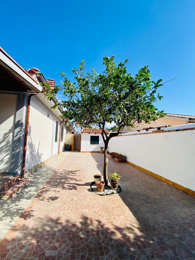 Vila Stella Maris Limoni By Sicilvill Campofelice Di Roccella Exteriér fotografie